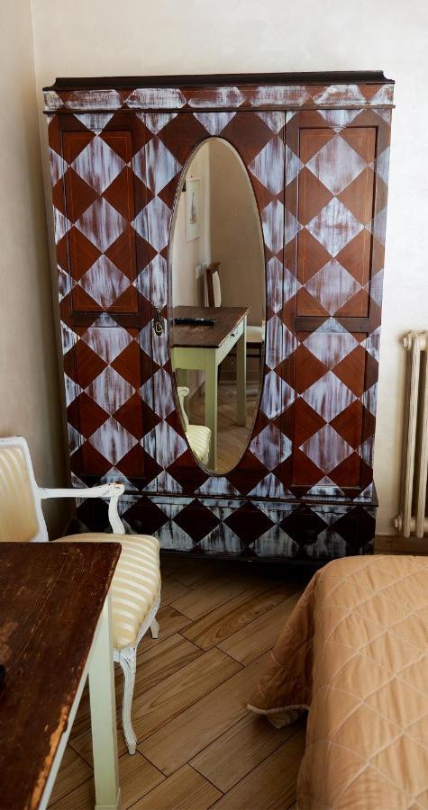 Deco'S Place Roma Teodora מראה חיצוני תמונה